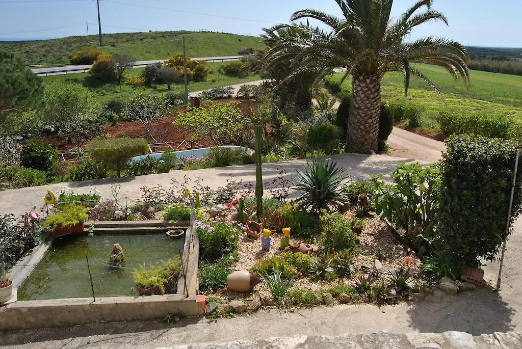Hotel Vivenda Familia Pedro Vila do Bispo