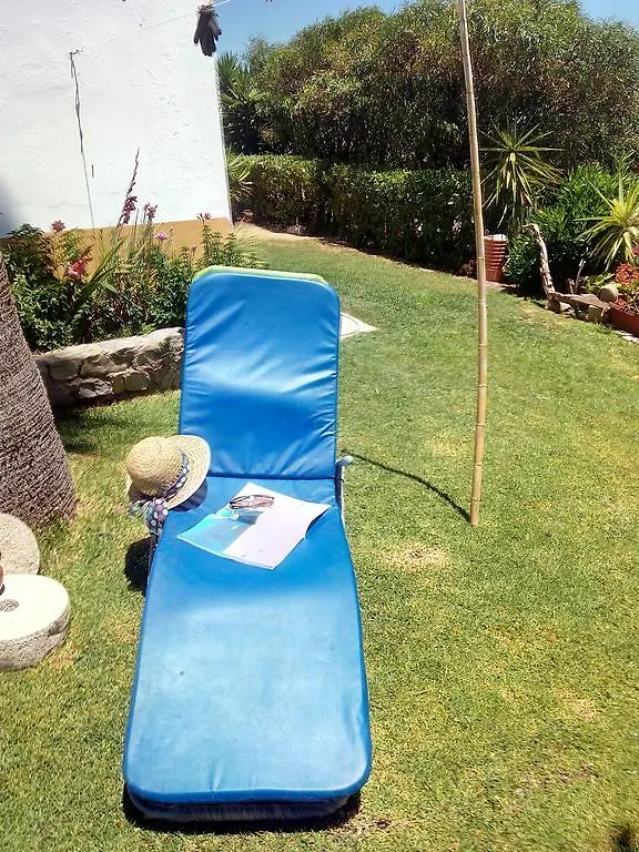 Hotel Vivenda Familia Pedro Vila do Bispo 2*,
